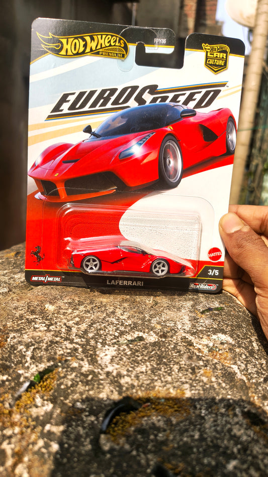 Hot Wheels Premium “Eurospeed” – LaFerrari (Imported)